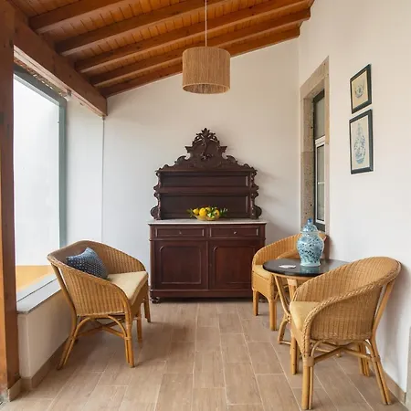 Casa D'oliveira 住宿加早餐酒店 阿威罗